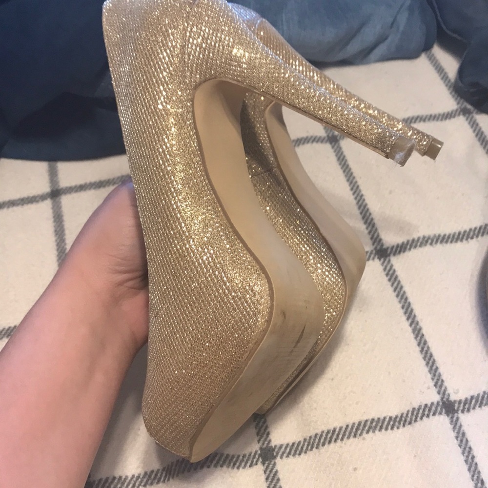 Heels - Picture 3 of 6